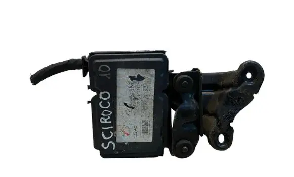 Volkswagen Scirocco ABS Pump 6091180011D 1K0614517BE