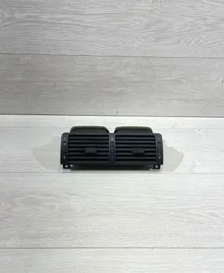 BMW 3 E46 Dash center air vent grill 8370742