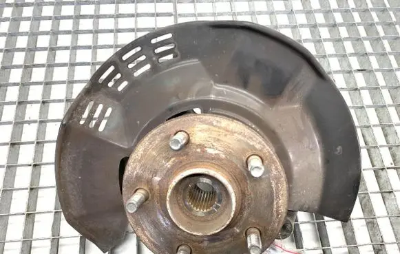 Toyota Yaris Cross Front wheel hub spindle knuckle