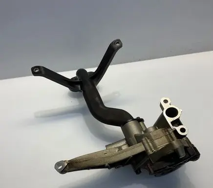 Mercedes-Benz CLS C219 Oil pump A2721800701 2721800701