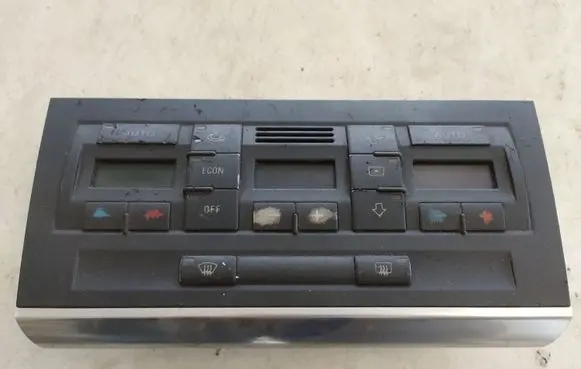 Audi A4 S4 B6 8E 8H Climate control unit 8E0820043