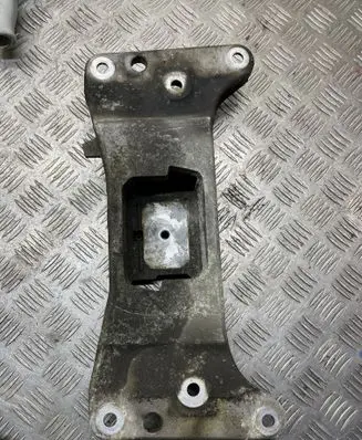 BMW 5 GT F07 Gearbox mounting bracket NAC46000 6777613