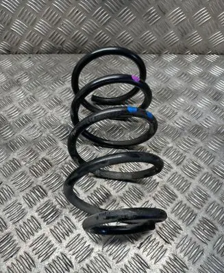 Ford Kuga II Front coil spring 
