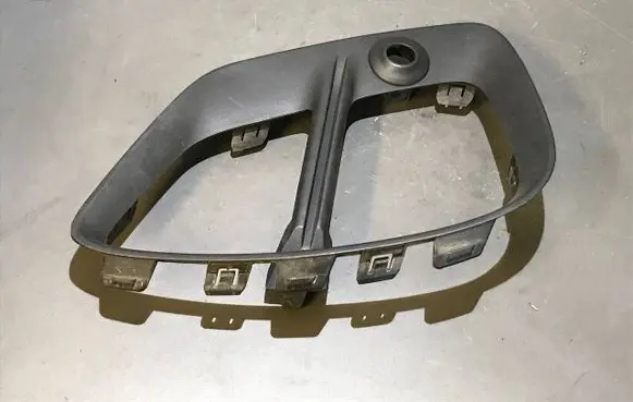 Renault Captur II Front fog light trim/grill 261A31852R