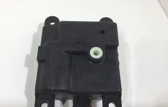 Nissan 350Z Air flap motor/actuator 3K01030840