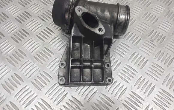 Mercedes-Benz E W210 Engine mounting bracket 6050980017