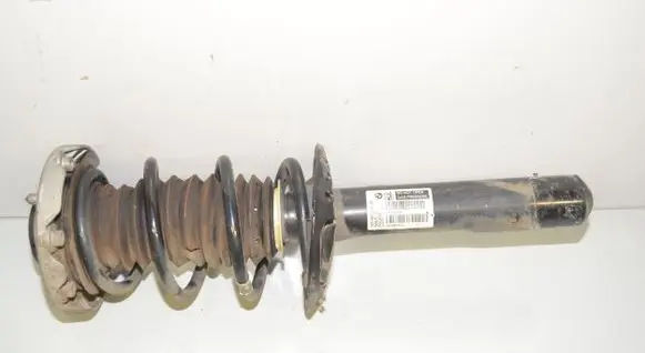 BMW 1 F40 Front shock absorber/damper 6877062 31306877062 6866753