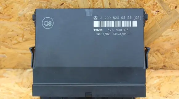 Mercedes-Benz CLK A209 C209 Comfort/convenience module 2098200326