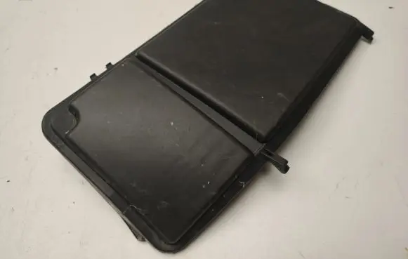 Mercedes-Benz ML W163 Fuse box cover A1635400182