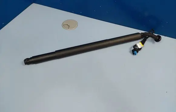 BMW X6 F16 Tailgate/trunk strut/damper 51247434043
