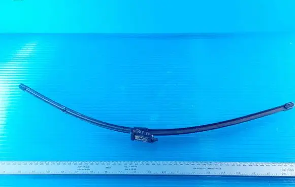 Volvo V50 Windshield/front glass wiper blade W52038 180598