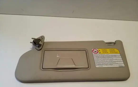 Mitsubishi Outlander Sun visor