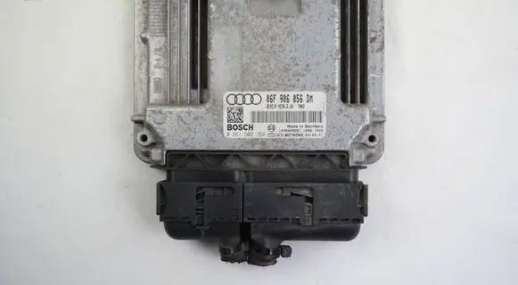 Audi A3 S3 8P Engine control unit/module 06F906056DM 0261S02154