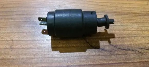 Fiat Punto (188) Windscreen/windshield washer pump b805