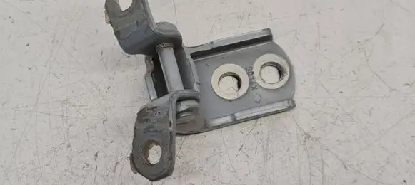 Nissan Micra Front door lower hinge 3014X