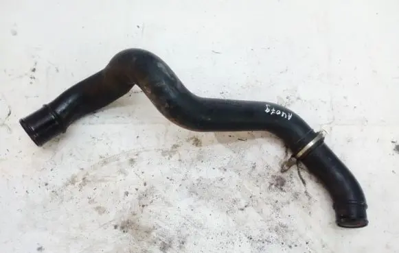 Volvo S40, V40 Intercooler hose/pipe 30617118