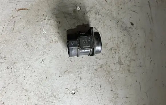 Volkswagen Caddy Mass air flow meter