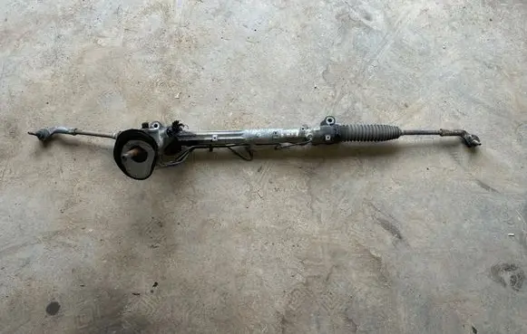 Ford Focus Steering rack 5M513200