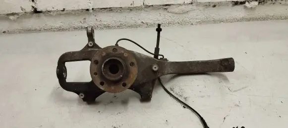 Maserati Ghibli Front wheel hub 670001806