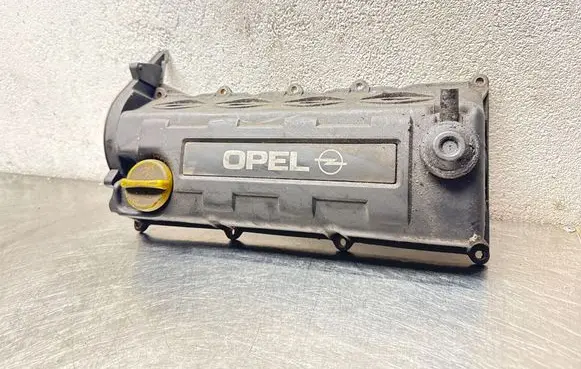 Opel Corsa C Rocker cam cover 897183005