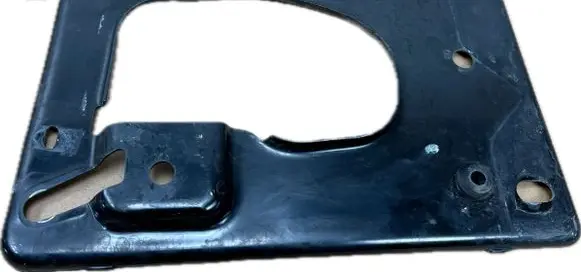 Cadillac Escalade IV Air filter box 23114339C