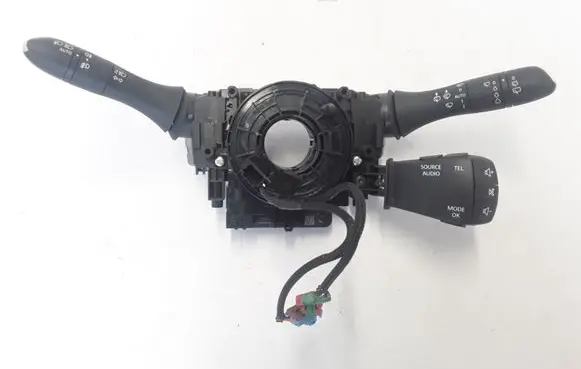 Renault Koleos II Wiper turn signal indicator stalk/switch 255678341R