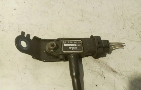 Opel Corsa D Exhaust gas pressure sensor 0281002771