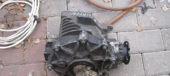 Mercedes-Benz S W220 Front differential A2203300002