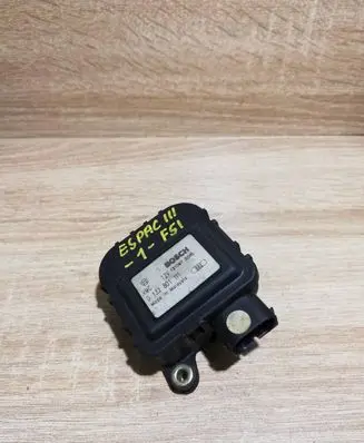 Renault Espace III Air flap motor/actuator 0132801111