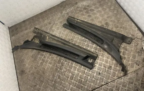 Hyundai Terracan Wiper trim