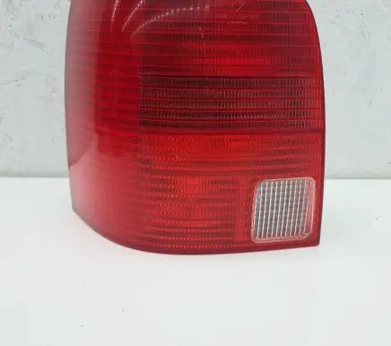 Volkswagen PASSAT B5 Rear/tail lights 3B9945111F