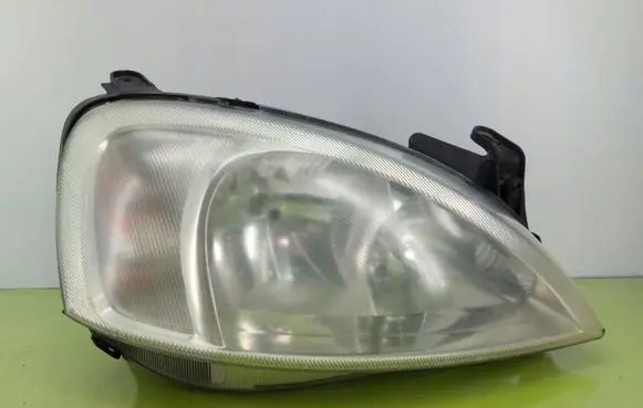Opel Corsa C Headlight/headlamp 09114330