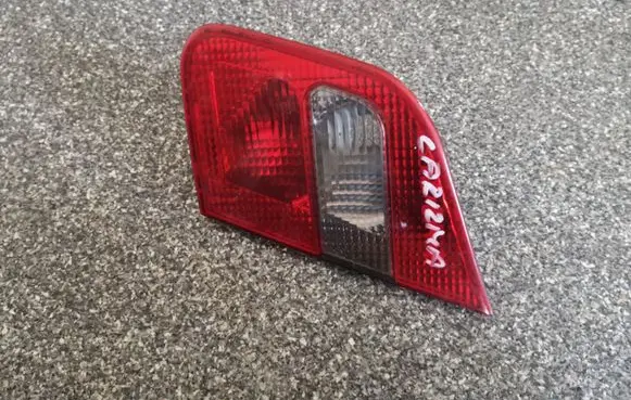 Mitsubishi Carisma Tailgate rear/tail lights