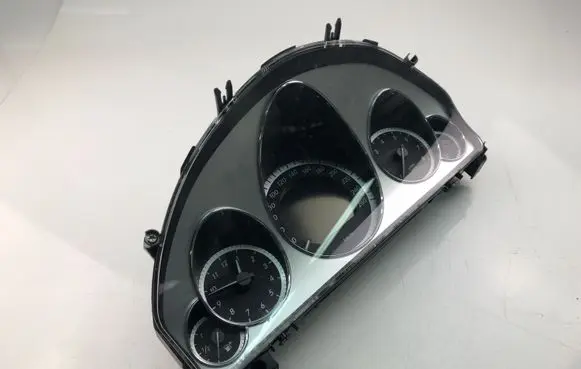 Mercedes-Benz E W212 Speedometer (instrument cluster) A2129005703