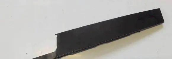 Skoda Karoq Front door glass trim molding 575837902A
