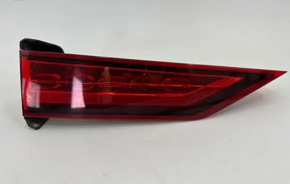 Volvo V60 Tailgate rear/tail lights