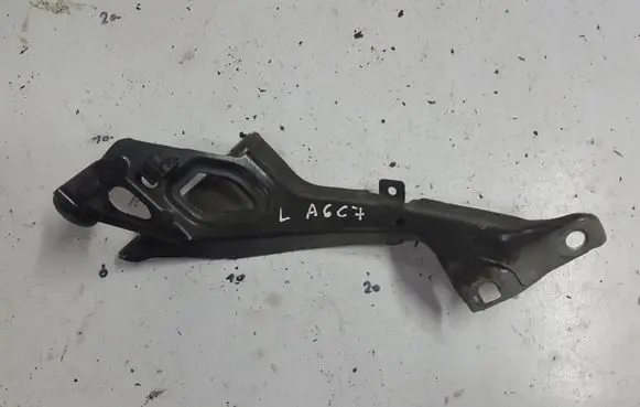 Audi A6 S6 C7 4G Fender mounting bracket 4G0821135A