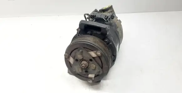 Volvo XC60 Air conditioning (A/C) compressor (pump) P30630921