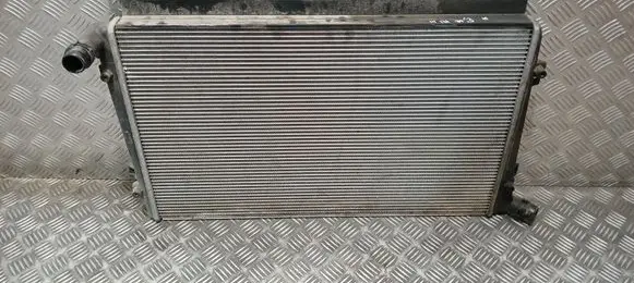 Audi A3 S3 8P Coolant radiator