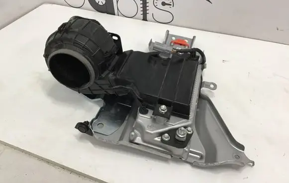 Toyota RAV 4 (XA50) Voltage converter inverter G927040010 G92HA42010