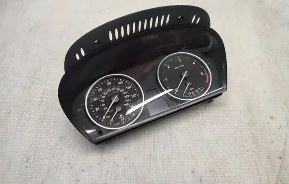 BMW X5 E70 Speedometer (instrument cluster) 6976284