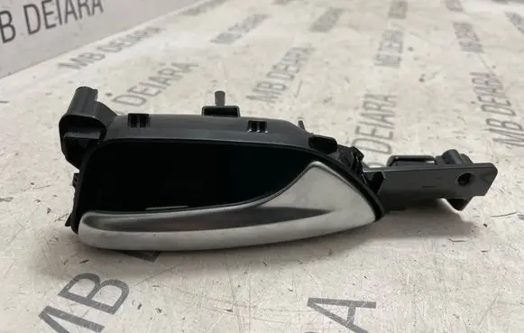 Mercedes-Benz ML W166 Front door interior handle A1667600661