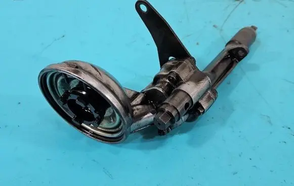 Mercedes-Benz W123 Oil pump 1151800102 IMPRK1472354