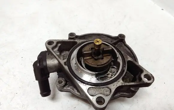 Audi A6 S6 C5 4B Vacuum pump
