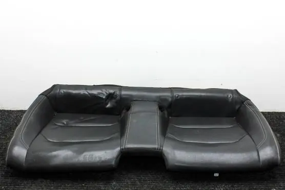 Chevrolet Camaro Rear seat 84172615