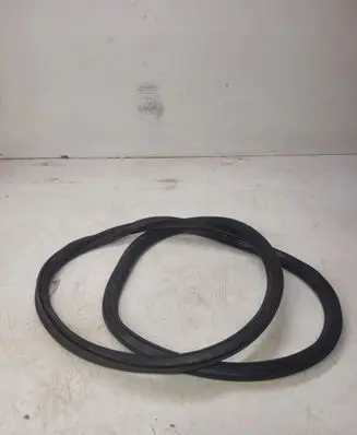 Audi A3 S3 8P Rubber seal tailgate window/glass 8P7827705DOK