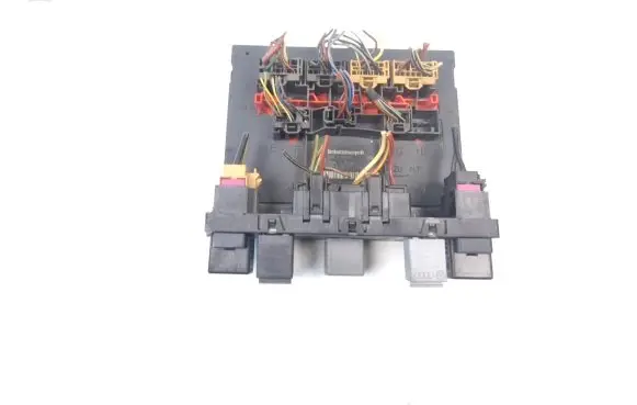 Volkswagen PASSAT B6 Comfort/convenience module 3C8937049D