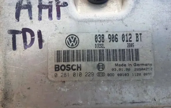 Seat Toledo II (1M) Engine control unit/module 038906012BT 28SA4212 0281010229