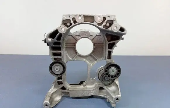 Alfa Romeo Stelvio Gearbox mounting bracket 670051341