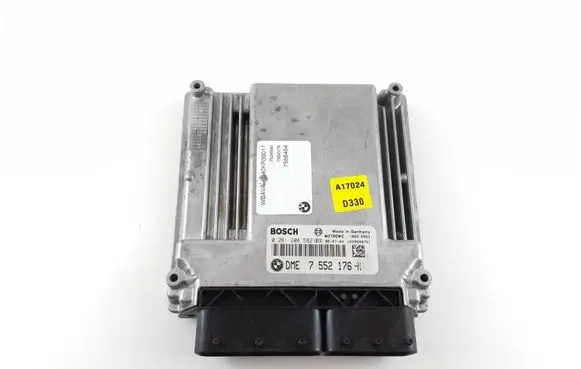 BMW 3 E90 E91 Engine control unit/module 7552176 0261208582 7528590